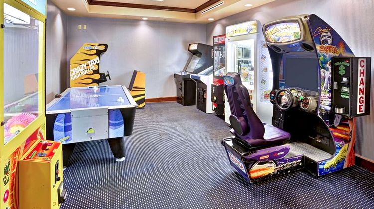 Hampton Inn & Suites Cape Cod/W Yarmouth Recreation