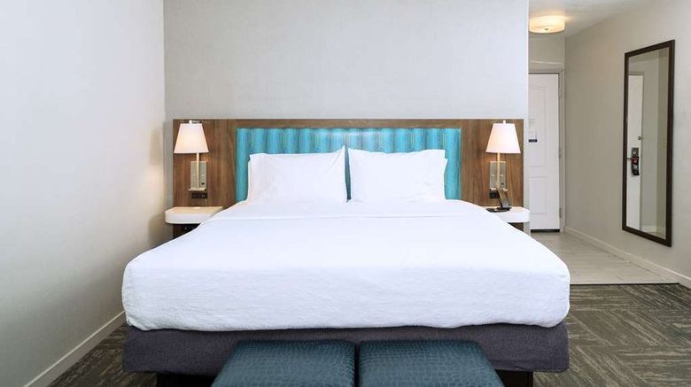 <b>Hampton Inn Hays-North of I-70 Room</b>. Images powered by <a href="https://iceportal.shijigroup.com/" title="IcePortal" target="_blank">IcePortal</a>.
