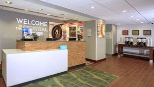 Hampton Inn Hays-North of I-70