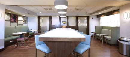 Hampton Inn Hays-North of I-70 Lobby