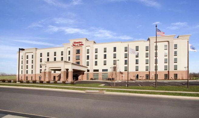 Hampton Inn & Suites - Charles Town Exterior