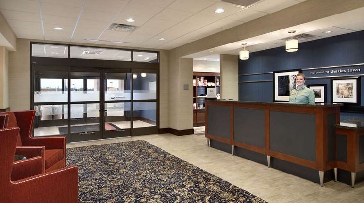 Hampton Inn & Suites - Charles Town Lobby