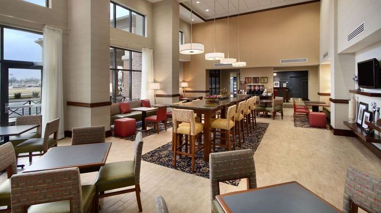 <b>Hampton Inn & Suites - Charles Town Lobby</b>. Images powered by <a href="https://iceportal.shijigroup.com/" title="IcePortal" target="_blank">IcePortal</a>.