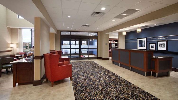 Hampton Inn & Suites - Charles Town Lobby