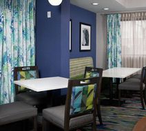 Hampton Inn Niagara Falls NY Lobby