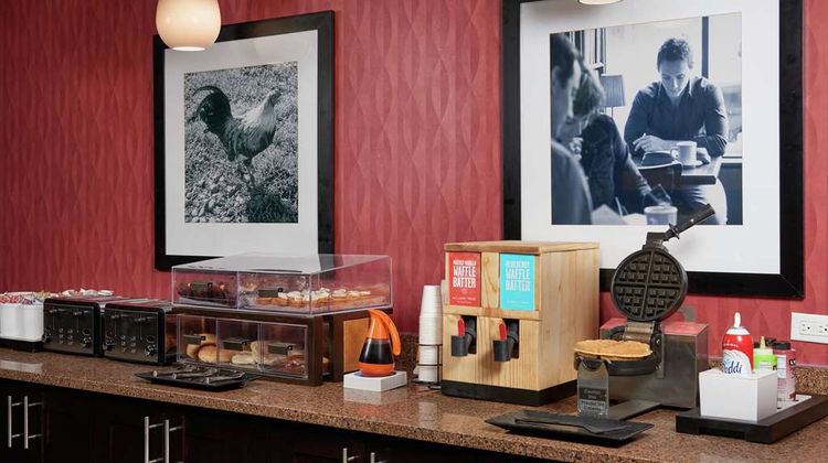 Hampton Inn Niagara Falls NY Restaurant