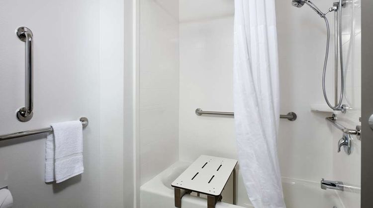 Hampton Inn Niagara Falls NY Room