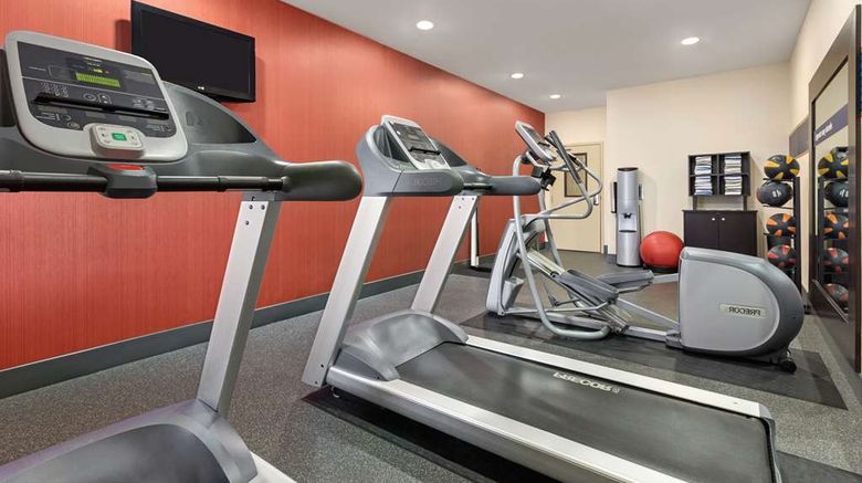<b>Hampton Inn Wichita-East Health</b>. Images powered by <a href="https://iceportal.shijigroup.com/" title="IcePortal" target="_blank">IcePortal</a>.