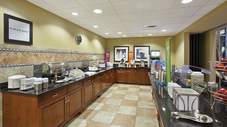 Hampton Inn & Stes Wichita-Northeast Restaurant