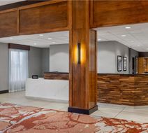 Hampton Inn & Suites I-35 Mulvane Lobby