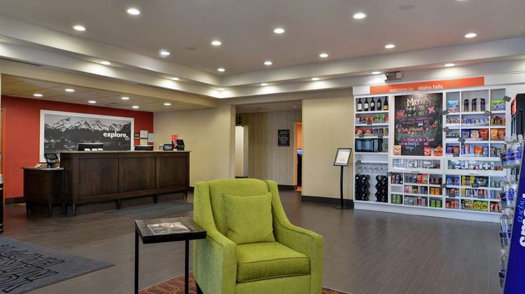 Hampton Inn Idaho Falls Airport Lobby