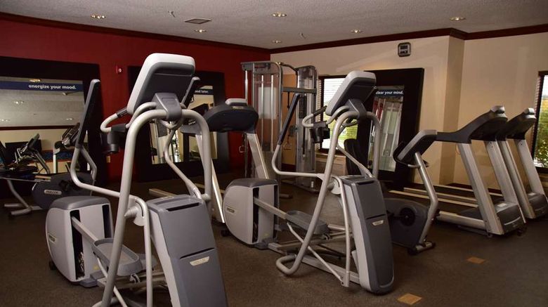 <b>Hampton Inn Health</b>. Images powered by <a href="https://iceportal.shijigroup.com/" title="IcePortal" target="_blank">IcePortal</a>.