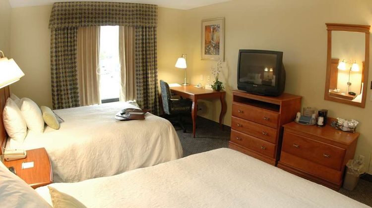 Hampton Inn Jacksonville Room
