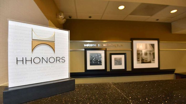 <b>Hampton Inn Wilmington-Medical Park Lobby</b>. Images powered by <a href="https://iceportal.shijigroup.com/" title="IcePortal" target="_blank">IcePortal</a>.