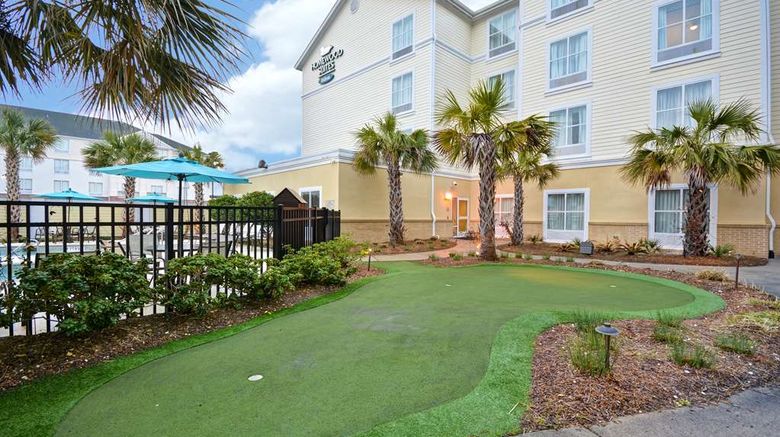 <b>Homewood Suites by Hilton Wilmington Recreation</b>. Images powered by <a href="https://iceportal.shijigroup.com/" title="IcePortal" target="_blank">IcePortal</a>.