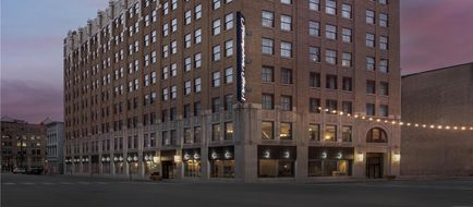 Hampton Inn Indianapolis Downtown Circle Centre Exterior