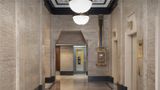 <b>Hampton Inn Indianapolis Downtown Circle Centre Lobby</b>. Images powered by <a href="https://iceportal.shijigroup.com/" title="IcePortal" target="_blank">IcePortal</a>.