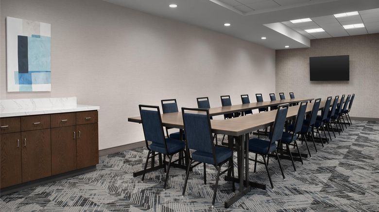 <b>Hampton Inn Indianapolis Downtown Circle Centre Meeting</b>. Images powered by <a href="https://iceportal.shijigroup.com/" title="IcePortal" target="_blank">IcePortal</a>.