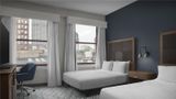 <b>Hampton Inn Indianapolis Downtown Circle Centre Room</b>. Images powered by <a href="https://iceportal.shijigroup.com/" title="IcePortal" target="_blank">IcePortal</a>.