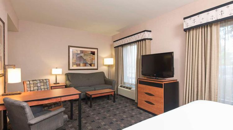 Hampton Inn & Suites Fishers Room