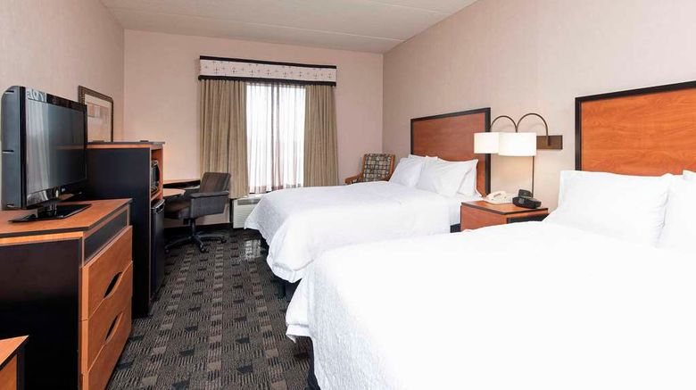 <b>Hampton Inn & Suites Fishers Room</b>. Images powered by <a href="https://iceportal.shijigroup.com/" title="IcePortal" target="_blank">IcePortal</a>.