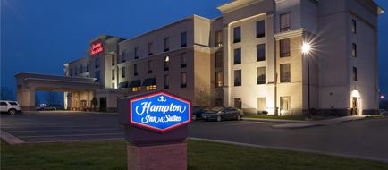 Hampton Inn & Suites Fishers Exterior