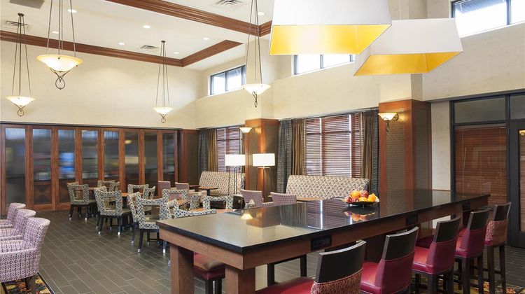 Hampton Inn & Suites Fishers Restaurant