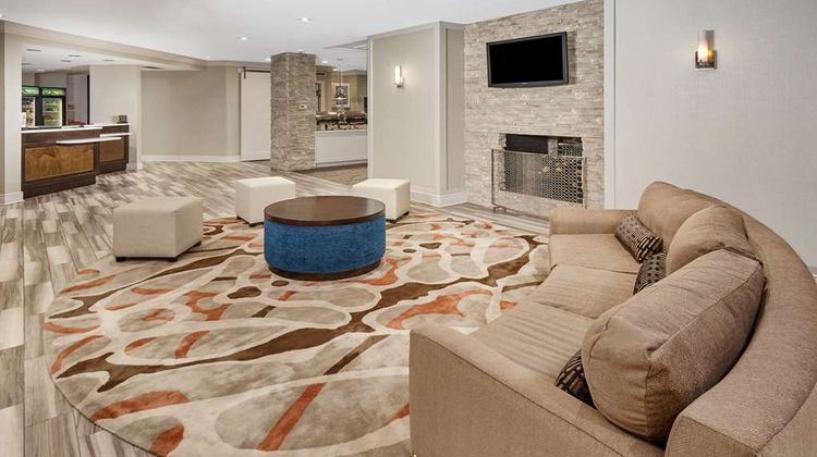 Homewood Suites by Hilton Indianapolis Lobby