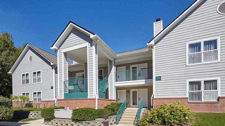 <b>Homewood Suites by Hilton Indianapolis Exterior</b>. Images powered by <a href="https://iceportal.shijigroup.com/" title="IcePortal" target="_blank">IcePortal</a>.