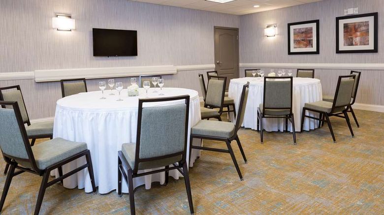 <b>Homewood Suites Indianapolis NW Meeting</b>. Images powered by <a href="https://iceportal.shijigroup.com/" title="IcePortal" target="_blank">IcePortal</a>.