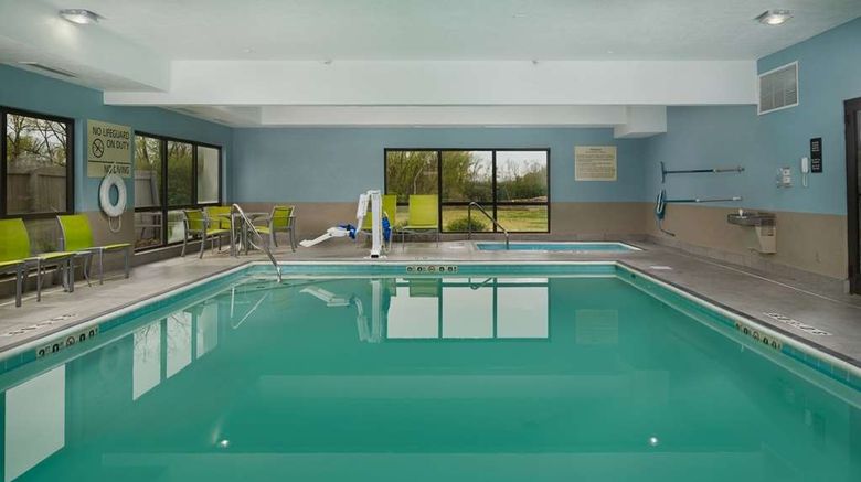 <b>Hampton Inn Shelbyville Pool</b>. Images powered by <a href="https://iceportal.shijigroup.com/" title="IcePortal" target="_blank">IcePortal</a>.