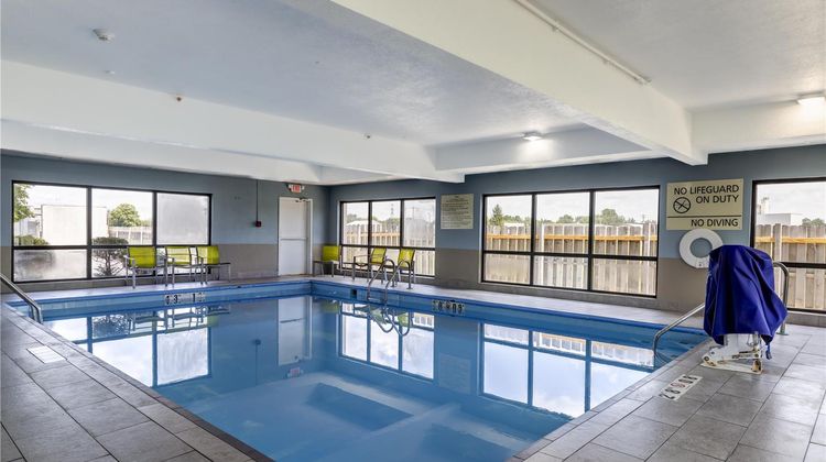 Hampton Inn Shelbyville Pool