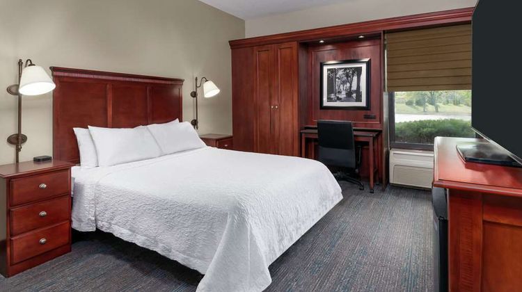 Hampton Inn Indianapolis South Room