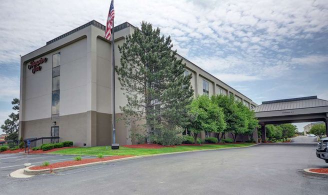 Hampton Inn Indianapolis South Exterior
