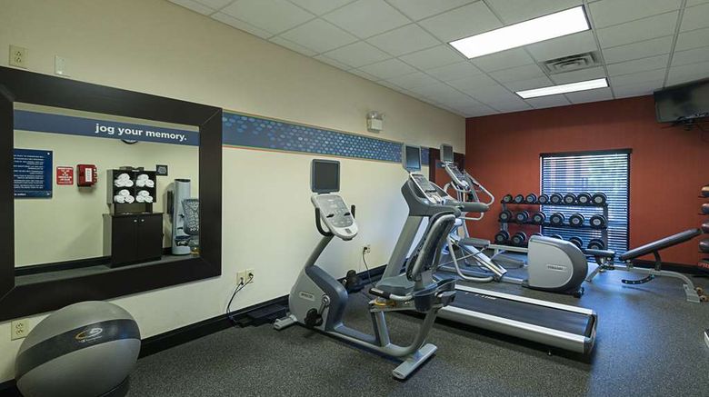 <b>Hampton Inn & Suites Health</b>. Images powered by <a href="https://iceportal.shijigroup.com/" title="IcePortal" target="_blank">IcePortal</a>.