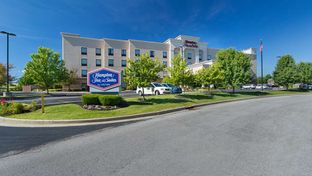 Hampton Inn & Suites