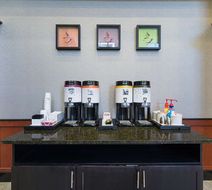 Hampton Inn & Suites Lobby
