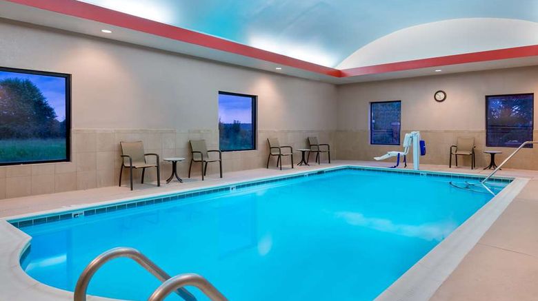 <b>Hampton Inn Winston-Salem University Pool</b>. Images powered by <a href="https://iceportal.shijigroup.com/" title="IcePortal" target="_blank">IcePortal</a>.