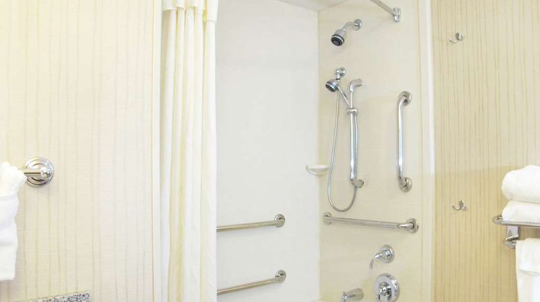 <b>Homewood Suites Coralville Room</b>. Images powered by <a href="https://iceportal.shijigroup.com/" title="IcePortal" target="_blank">IcePortal</a>.