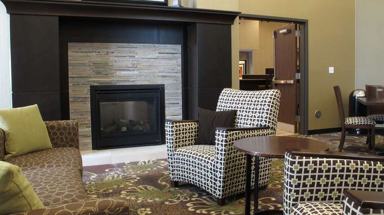 <b>Homewood Suites Coralville Lobby</b>. Images powered by <a href="https://iceportal.shijigroup.com/" title="IcePortal" target="_blank">IcePortal</a>.