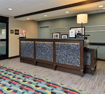 Hampton Inn Iowa City/University Area Lobby