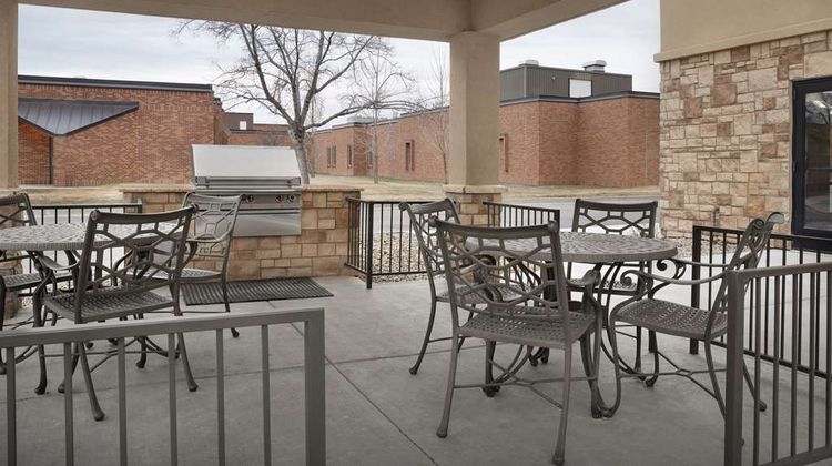 Hampton Inn & Suites Williston Exterior
