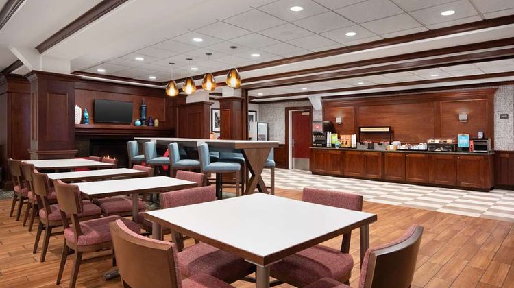Hampton Inn Long Island - Brookhaven Restaurant