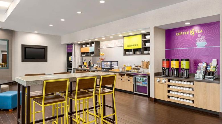 <b>Home2 Suites New York Island City Restaurant</b>. Images powered by <a href="https://iceportal.shijigroup.com/" title="IcePortal" target="_blank">IcePortal</a>.
