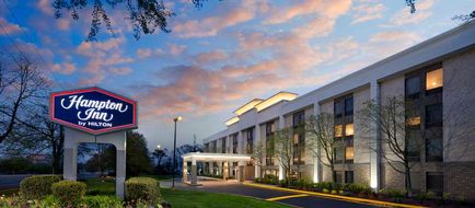 Hampton Inn Long Island/Islandia Exterior