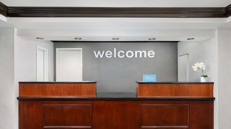 Hampton Inn Long Island/Islandia Lobby