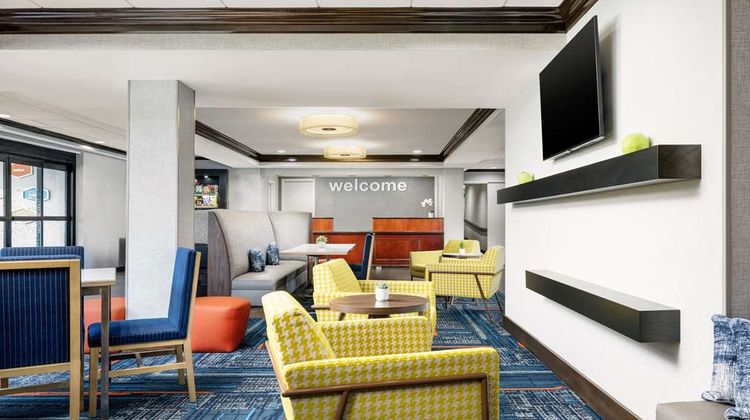 Hampton Inn Long Island/Islandia Lobby