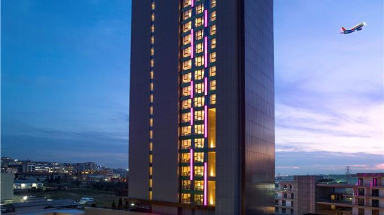 Hilton Garden Inn Istanbul Airport Exterior