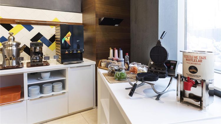 Hampton by Hilton Istanbul Kayasehir Restaurant