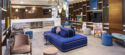 Hampton by Hilton Istanbul Kayasehir Lobby